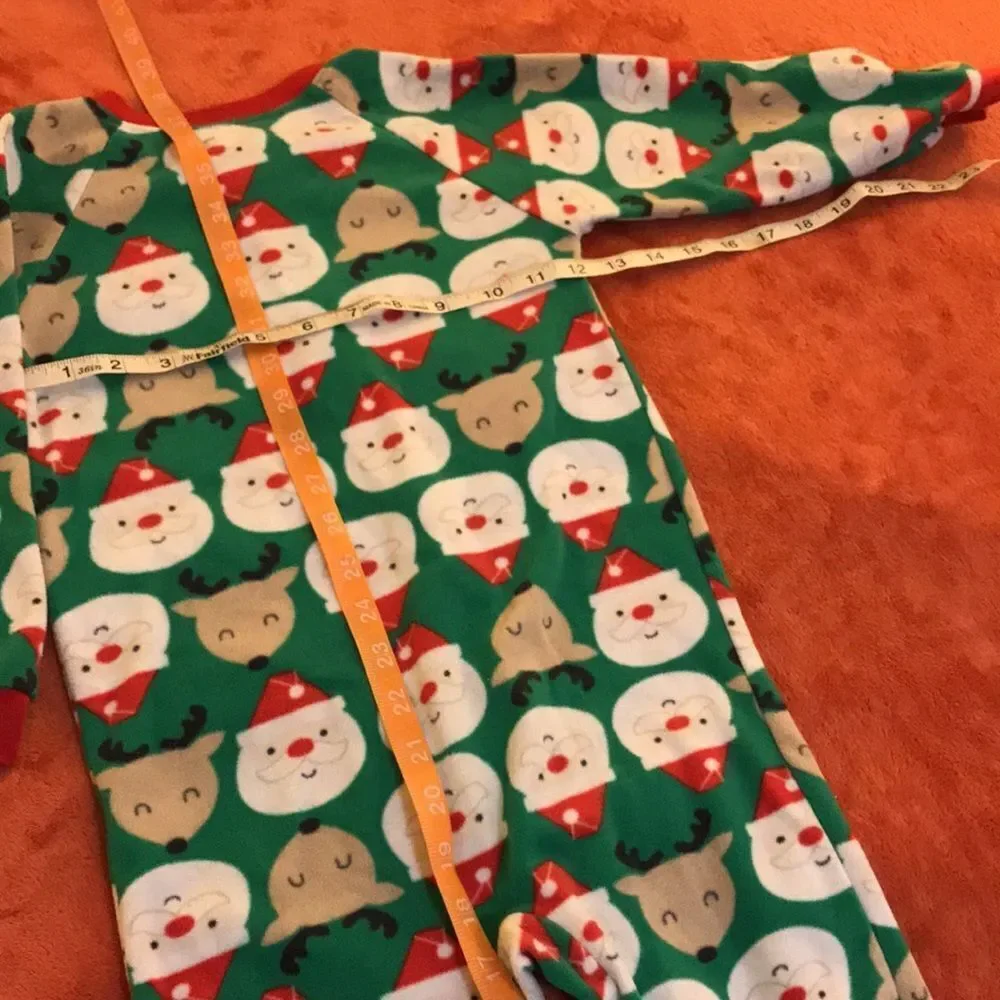 10/$50  JUST ONE MADE BY CHRISTMAS CARTER’S SIZE 4T